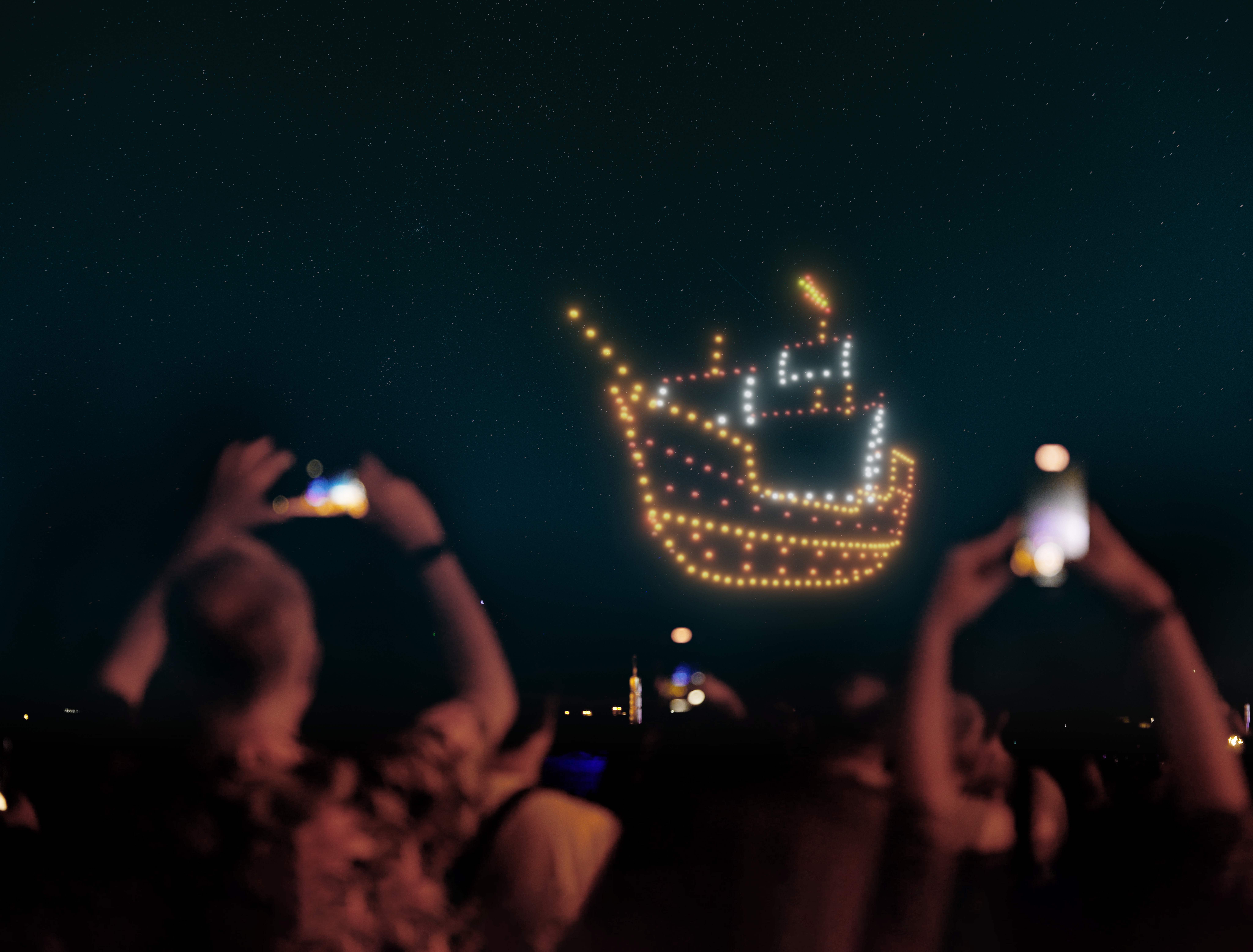 Espectáculo de luces con drones - Barco pirata