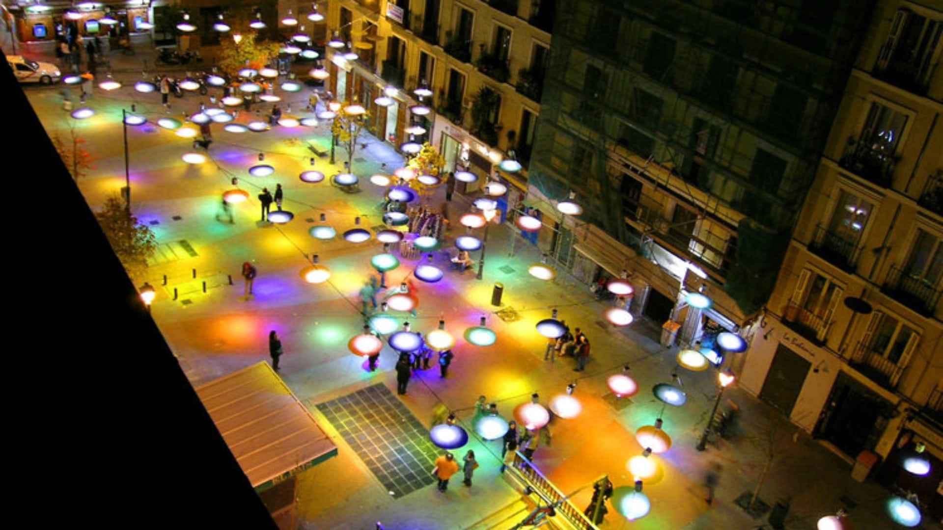 Les projets les plus curieux de Ximenez Group 1 confeti luz ximenez group