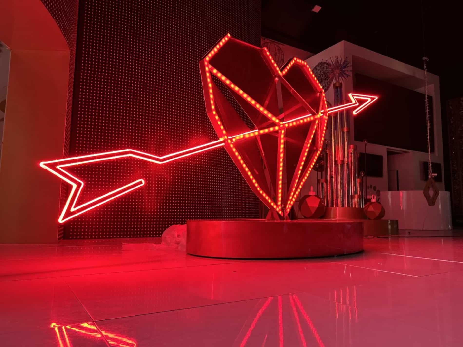 Les projets les plus curieux de Ximenez Group 3 corazon flecha manuel carrasco